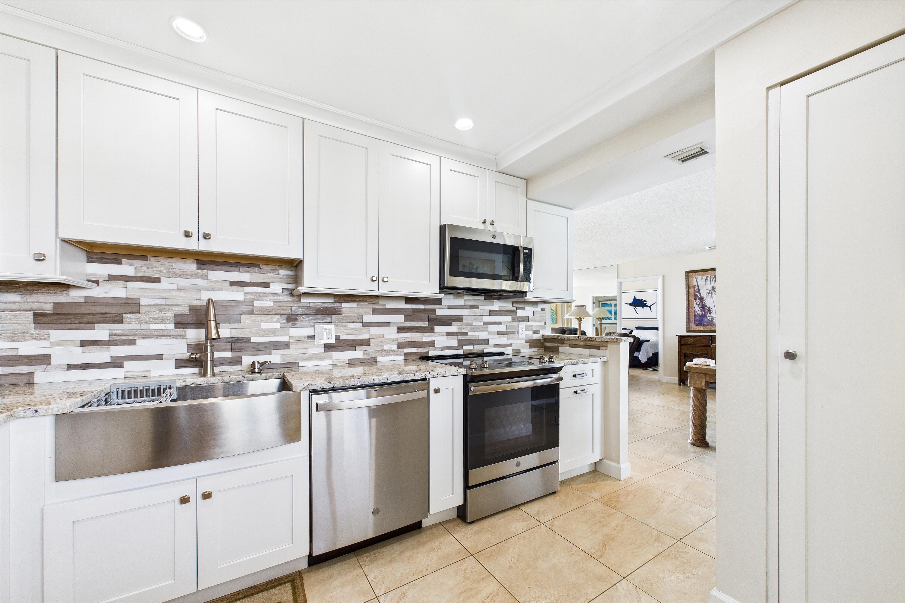 100 Ocean Trail Way, Unit 908 Jupiter, FL 33477 - Photo 8 of 41 CAM02690G0-PR0036-STILL042