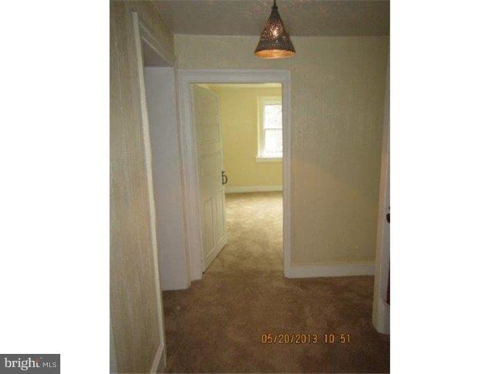1900 Allentown Road Hatfield, PA 19440 - Photo 11 of 25 Hallway