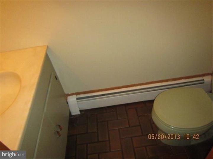 1900 Allentown Road Hatfield, PA 19440 - Photo 5 of 25 Half Bath