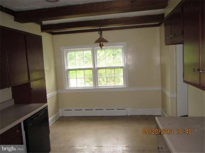 1900 Allentown Road Hatfield, PA 19440 - Photo 7 of 25 Kitchen