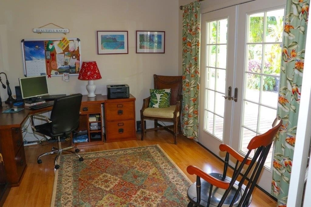 6671 Puupilo Road Kapaa, HI 96746 - Photo 19 of 24 a workspace with furniture and a window