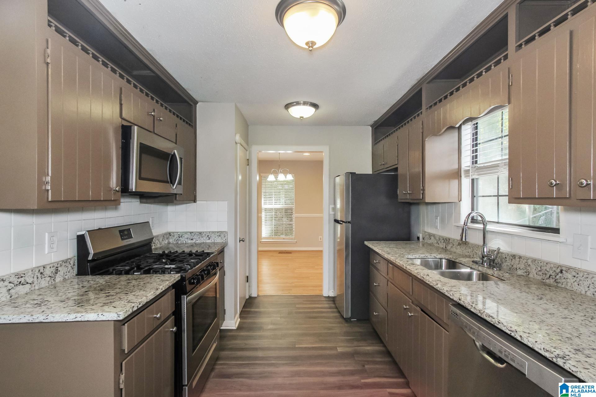 1349 Old Boston Road Alabaster, AL 35007 - Photo 5 of 22