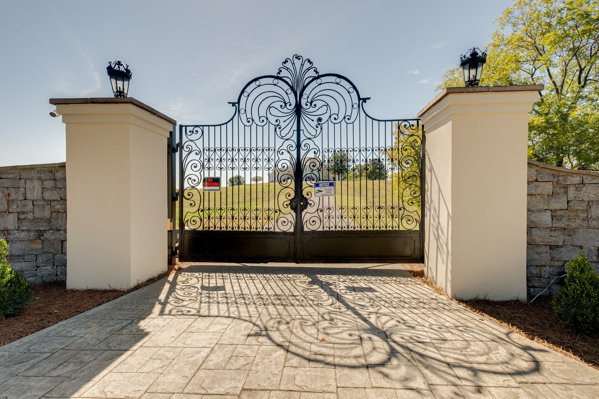 1800 Horn Springs Road Lebanon, TN 37087 - Photo 1 of 56 a view of entryway with a garden
