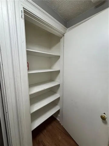 $2,000 | 216 Siebert Road, Pittsburgh, PA 15237