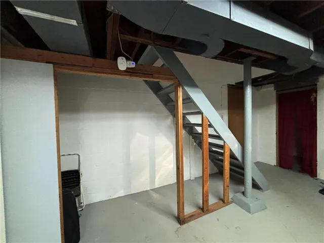 $2,000 | 216 Siebert Road, Pittsburgh, PA 15237