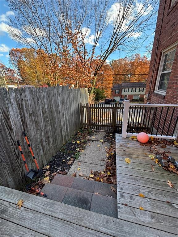 216 Siebert Road Pittsburgh, PA 15237 - Photo 35 of 41