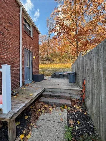 $2,000 | 216 Siebert Road, Pittsburgh, PA 15237