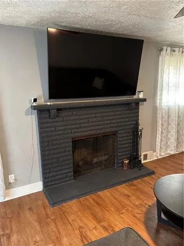 $2,000 | 216 Siebert Road, Pittsburgh, PA 15237