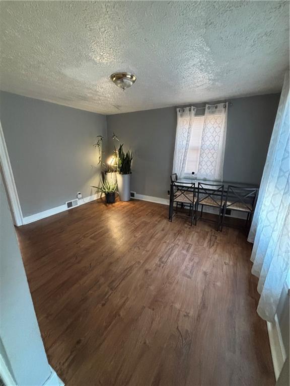 216 Siebert Road Pittsburgh, PA 15237 - Photo 10 of 41