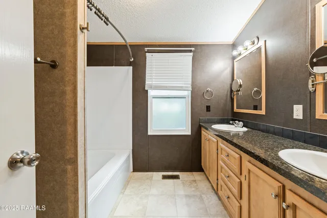 $127,500 | 217 South Eucharist Avenue, Morse, LA 70559