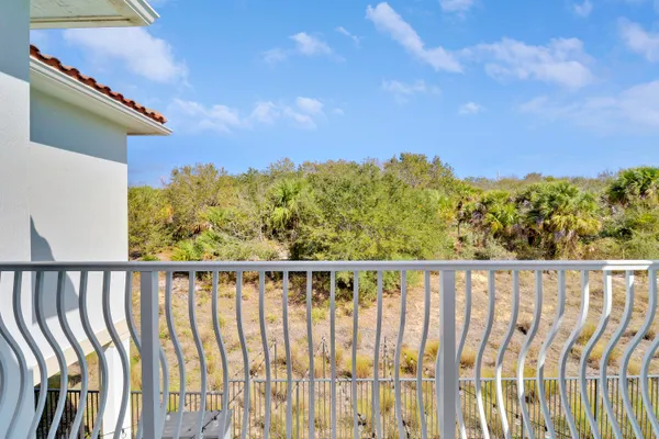 $2,195,000 | 2475 Northeast Evinrude Circle, Jensen Beach, FL 34957