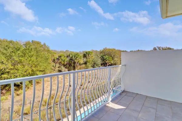 $2,195,000 | 2475 Northeast Evinrude Circle, Jensen Beach, FL 34957