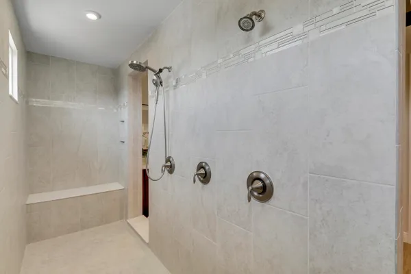 $2,195,000 | 2475 Northeast Evinrude Circle, Jensen Beach, FL 34957