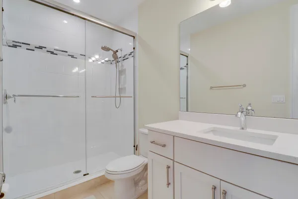 $2,195,000 | 2475 Northeast Evinrude Circle, Jensen Beach, FL 34957