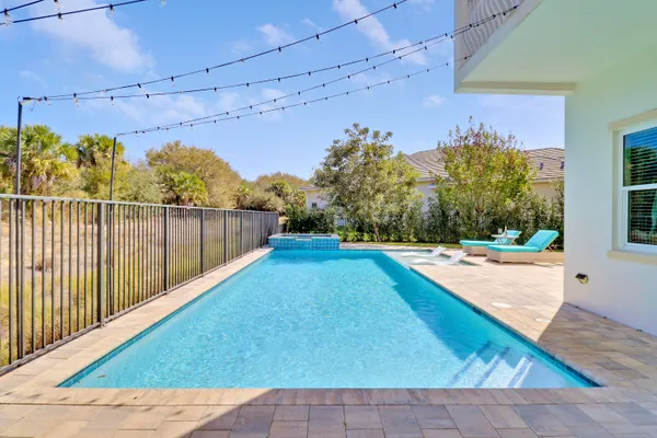 $2,195,000 | 2475 Northeast Evinrude Circle, Jensen Beach, FL 34957