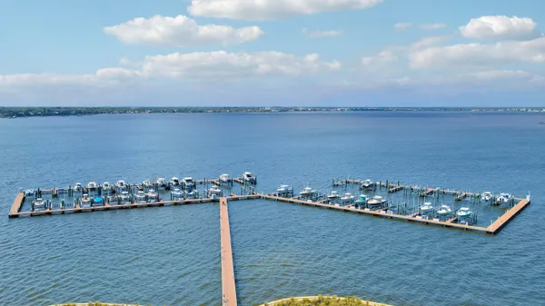 $2,195,000 | 2475 Northeast Evinrude Circle, Jensen Beach, FL 34957