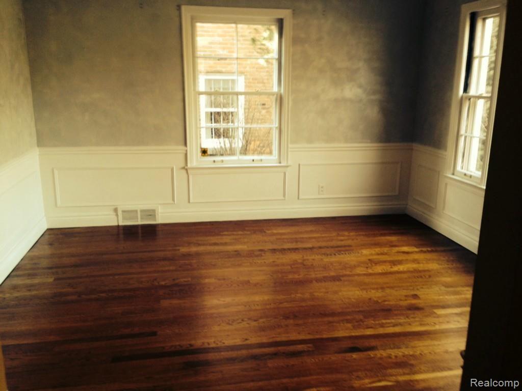 1015 Whittier Road Grosse Pointe, MI 48230 - Photo 12 of 14 bedroom (3).jpg