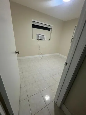 $1,800 | 7371 Northwest 37th Street, Unit 4, Davie, FL 33024