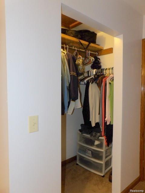 8108 Pardee Road Taylor, MI 48180 - Photo 50 of 58 44. DOUBLE CLOSET!