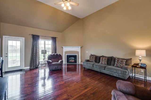 1665 Cut Off Road Murfreesboro, TN 37129 - Photo 8 of 19 Gallery Image 8