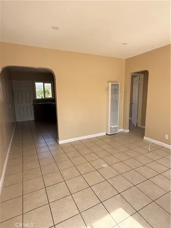 $1,850 | 8930 Kauffman Avenue, Unit B, South Gate, CA 90280
