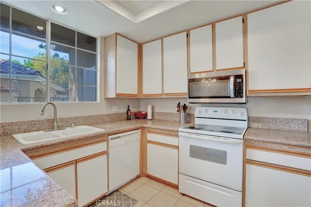 $899,900 | 234 Gallery Way, Tustin, CA 92782