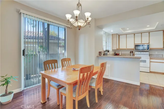 $899,900 | 234 Gallery Way, Tustin, CA 92782