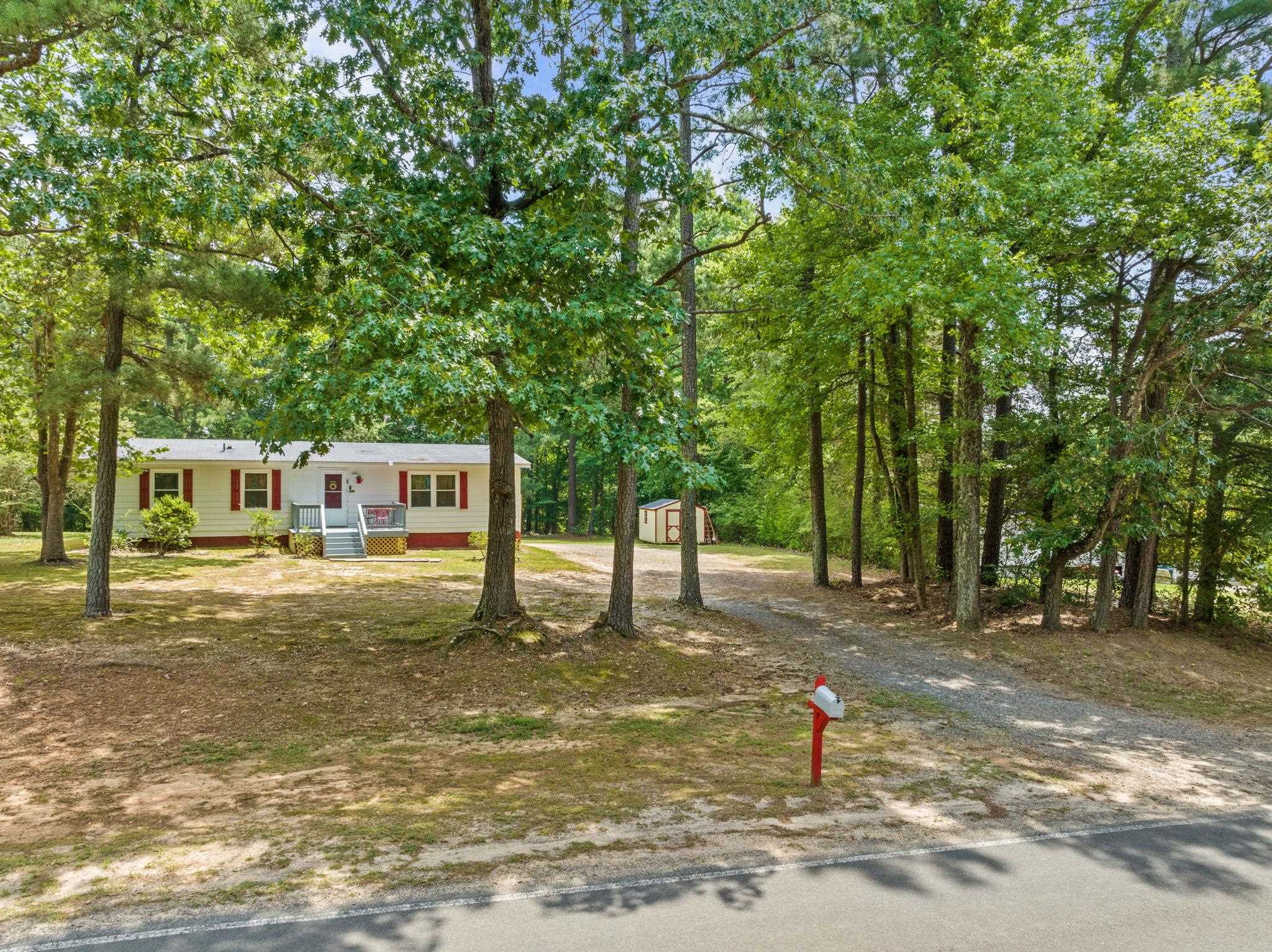 700 Fred Royster Road Henderson, NC 27537 - Photo 9 of 29 Photo 10