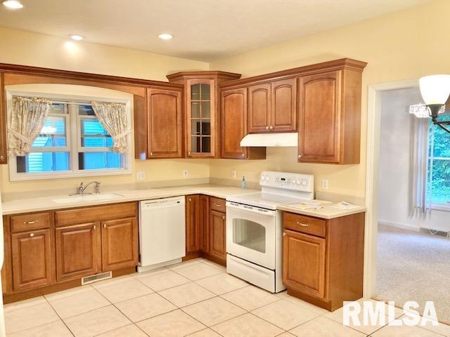 2921 Haverford Road Springfield, IL 62704 - Photo 8 of 26