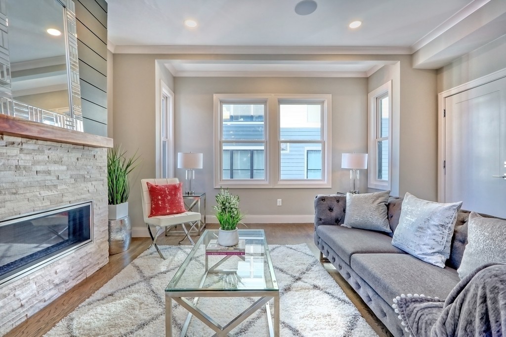 259 Gold Street, Unit 3 Boston, MA 02127 - Photo 5 of 27 Gallery Image 5
