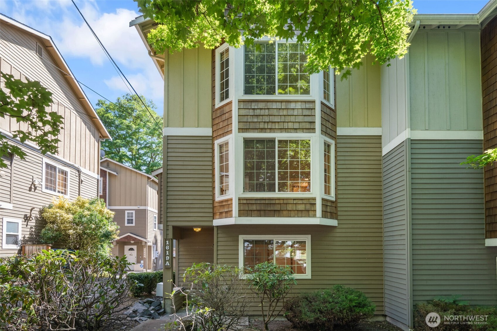 1619 South Weller Street, Unit A Seattle, WA 98144 - Photo 2 of 29