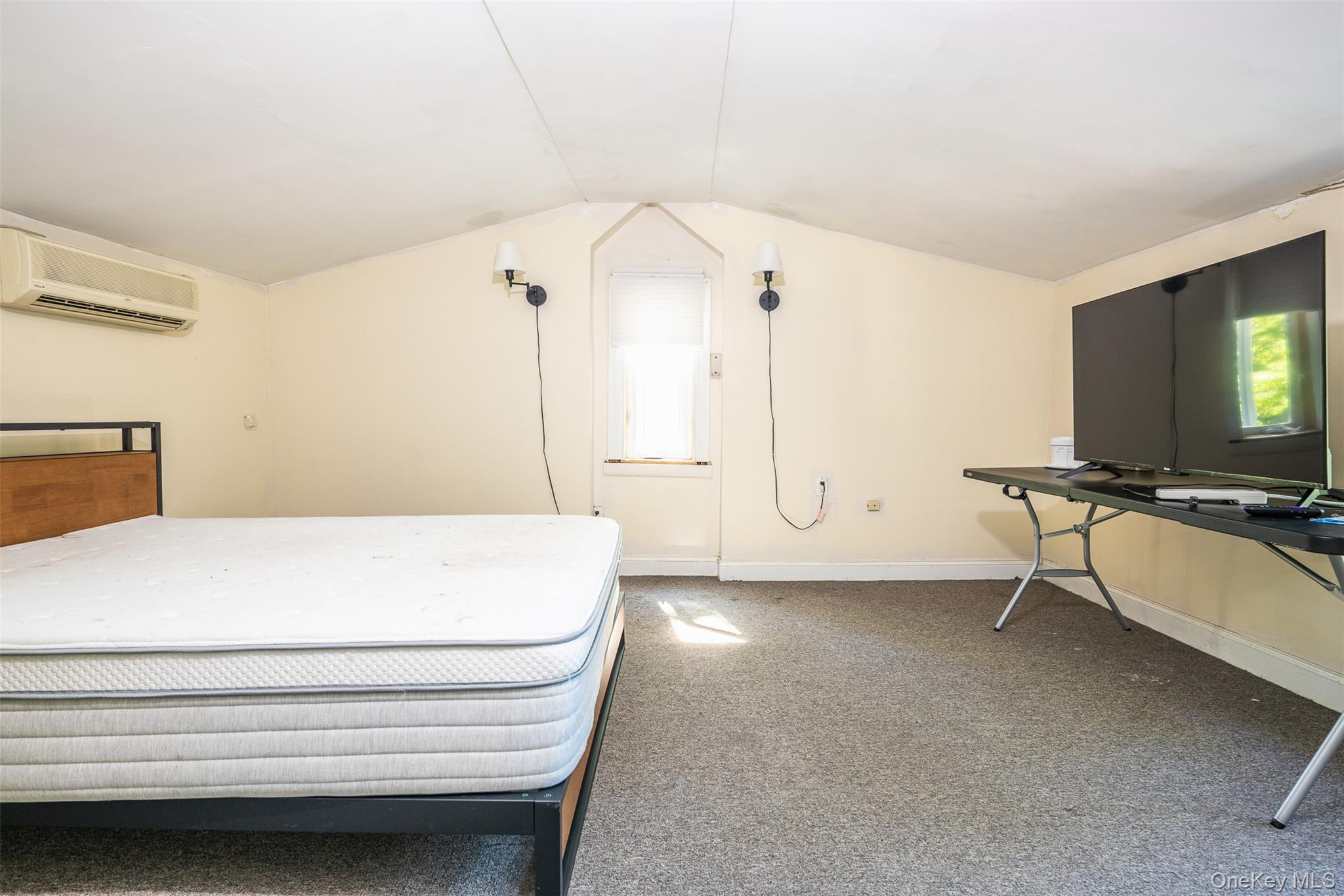 33 Port Washington Road Sound Beach, NY 11789 - Photo 10 of 25