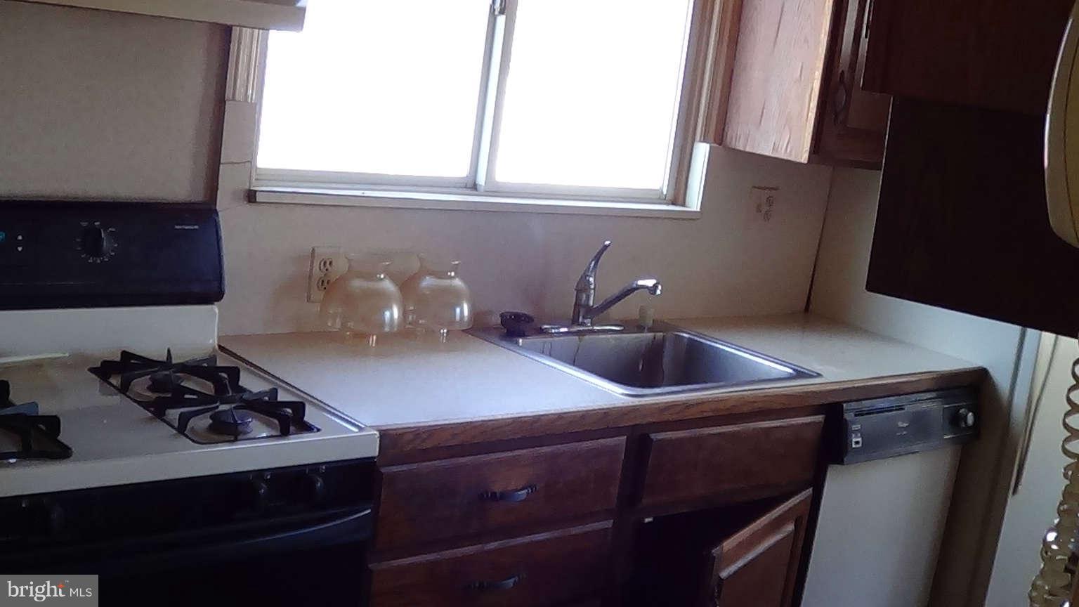 5432 Belair Road Baltimore, MD 21206 - Photo 9 of 12 Kitchen