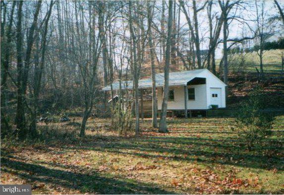 2000 Lower Marlboro Road Owings, MD 20736 - Photo 2 of 23 GARAGE/CARPORT