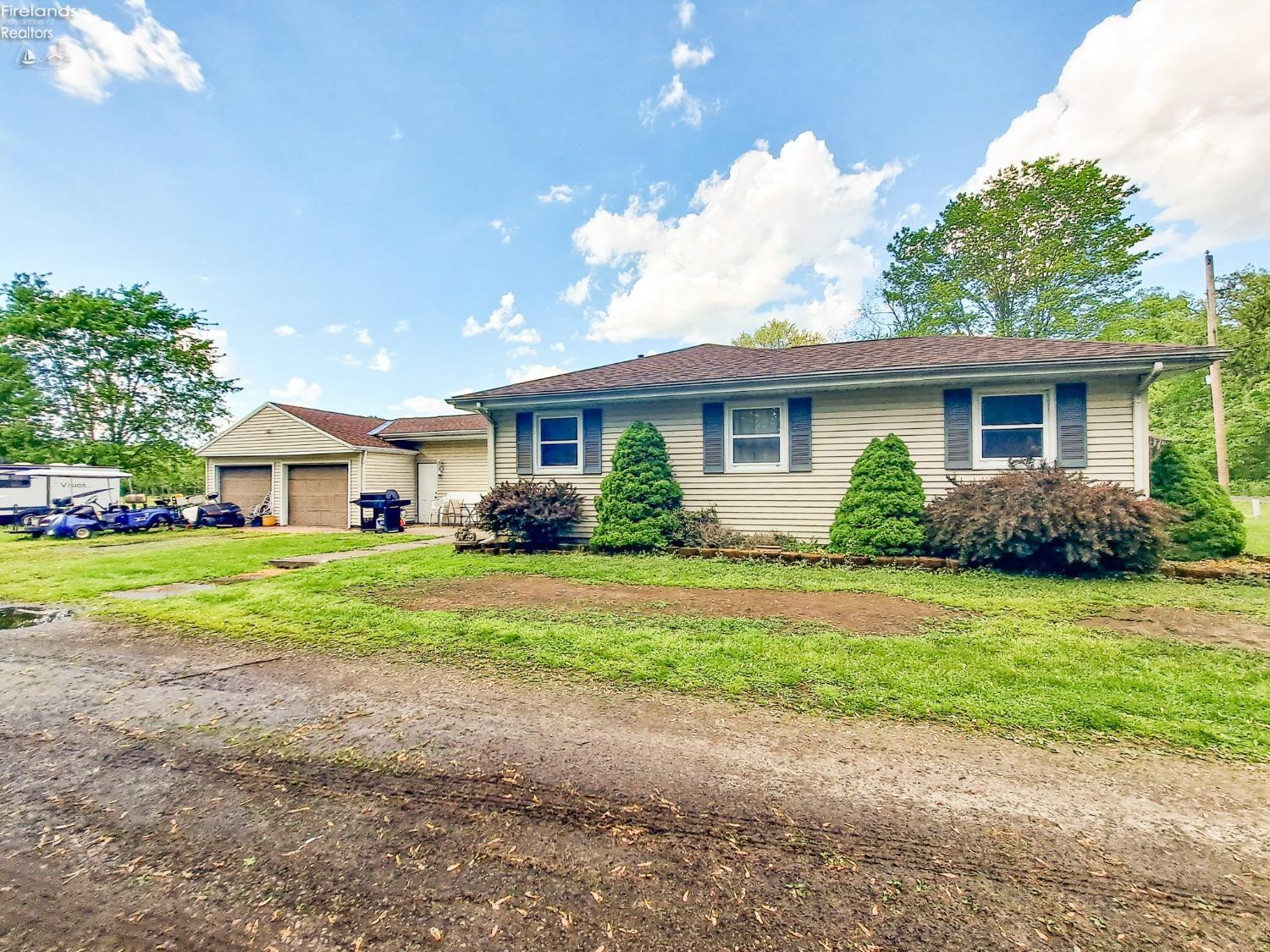 12313 Patten Tract Road Monroeville, OH 44847 - Photo 3 of 25 Gallery Image 3