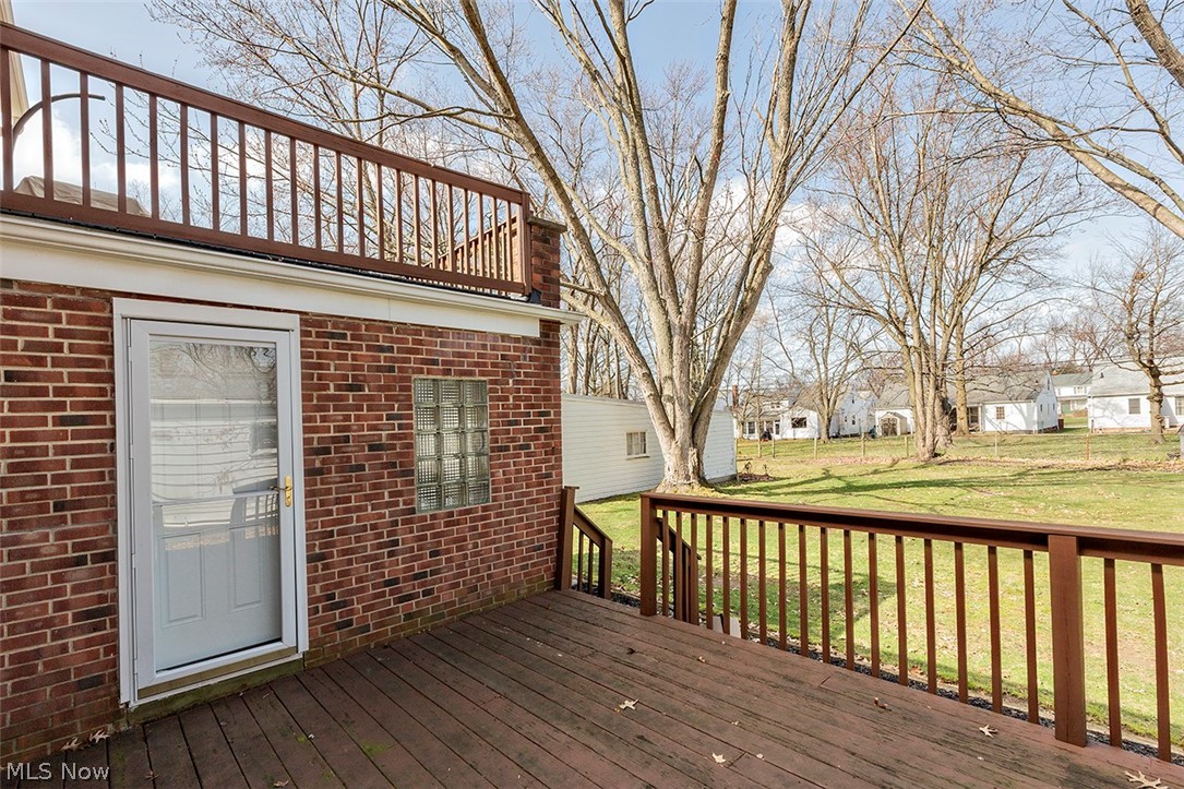 5147 Mayview Road Cleveland, OH 44124 - Photo 30 of 33
