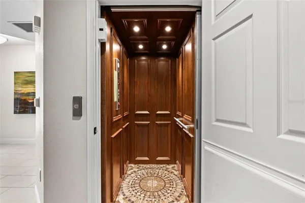 $650,000 | 771 Date Palm Lane, St. Petersburg, FL 33707