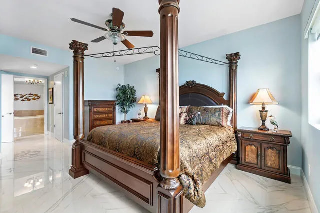 $6,500 | 2640 Lake Shore Drive, Unit 1216, Riviera Beach, FL 33404