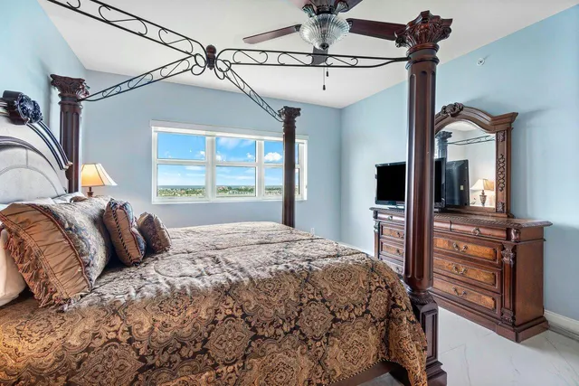 $6,500 | 2640 Lake Shore Drive, Unit 1216, Riviera Beach, FL 33404