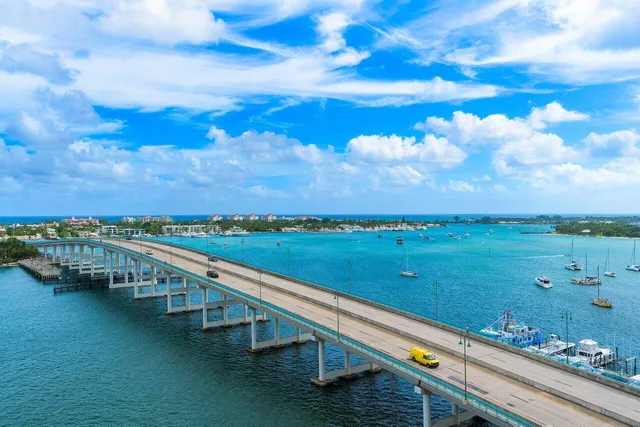 $6,500 | 2640 Lake Shore Drive, Unit 1216, Riviera Beach, FL 33404