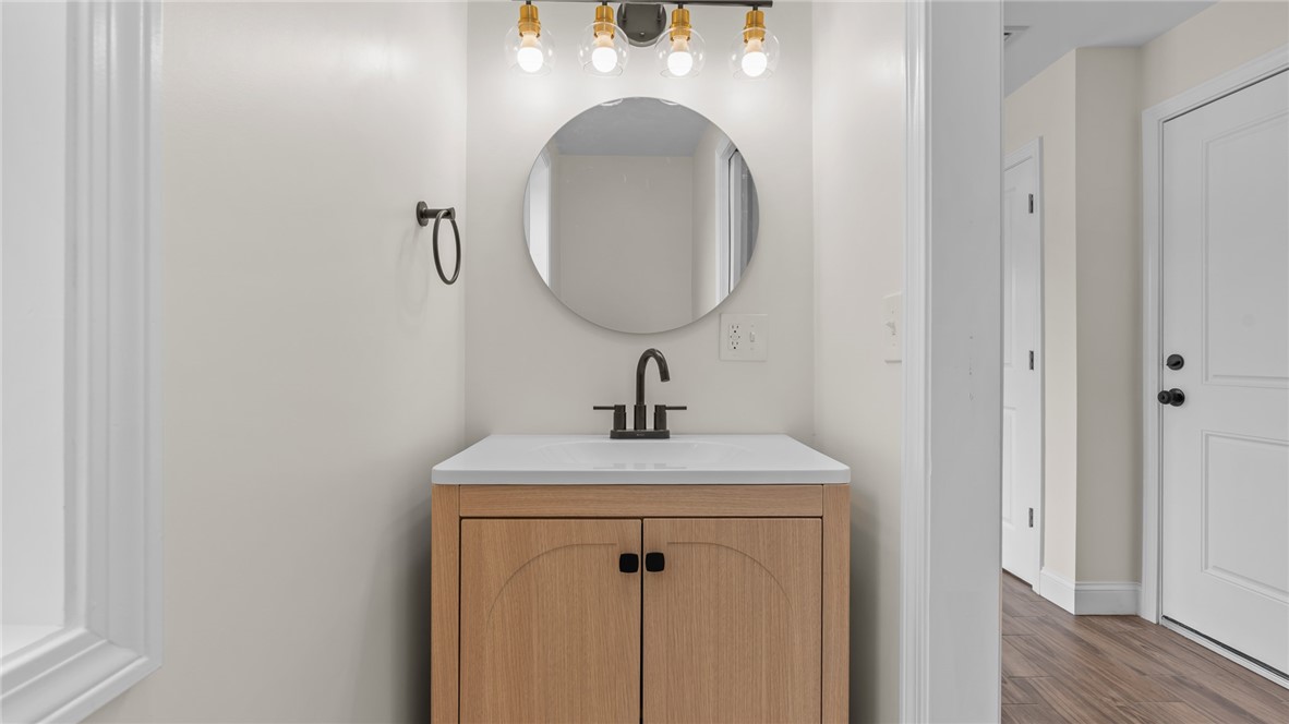 41 North Cornell Avenue Warren, RI 02885 - Photo 10 of 30