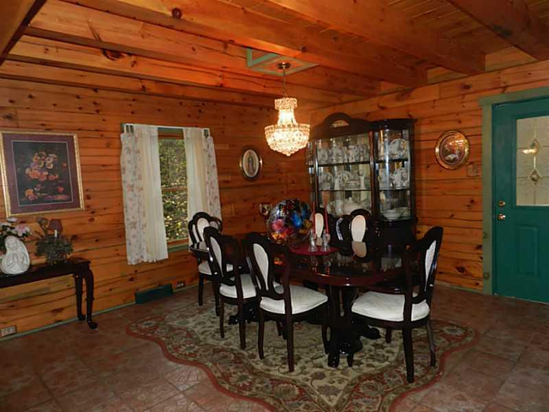 190 Staff Road Slippery Rock, PA 16057 - Photo 10 of 17 Dining Room.
