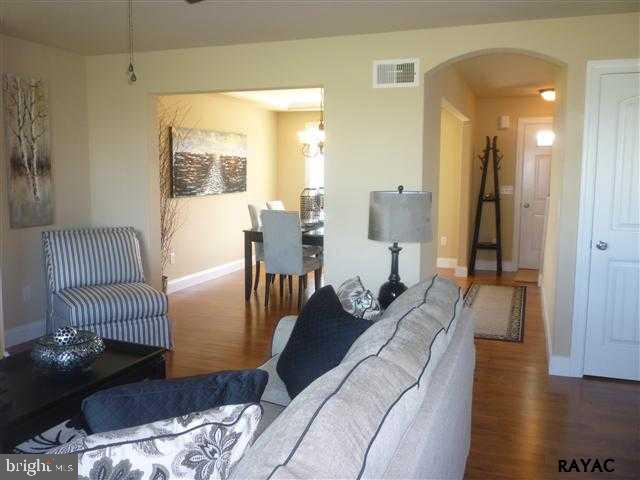 425 Riviera Street, Unit 46 Mount Wolf, PA 17347 - Photo 4 of 9 Gallery Image 4