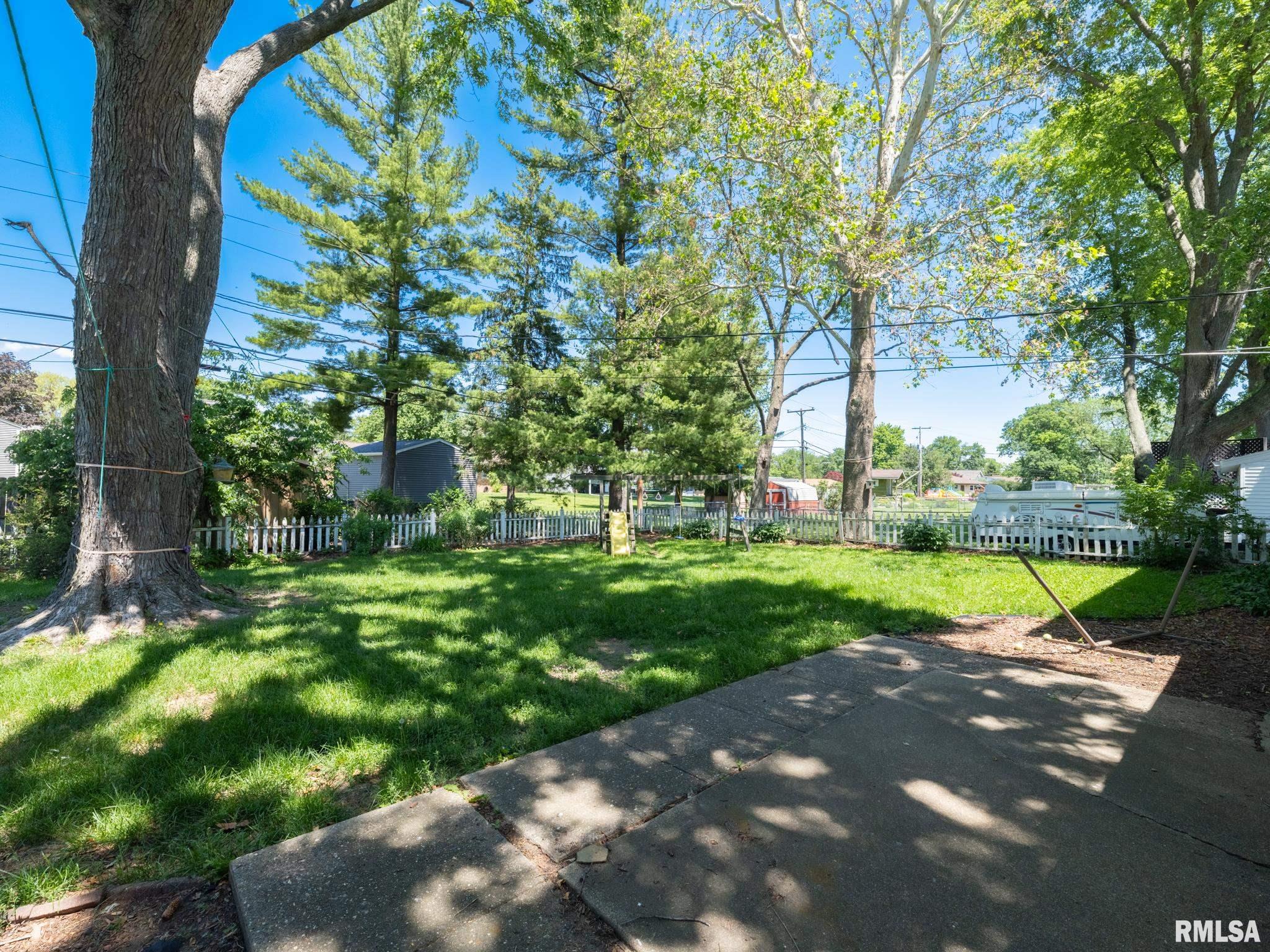 929 East Monroe Street Morton, IL 61550 - Photo 33 of 40