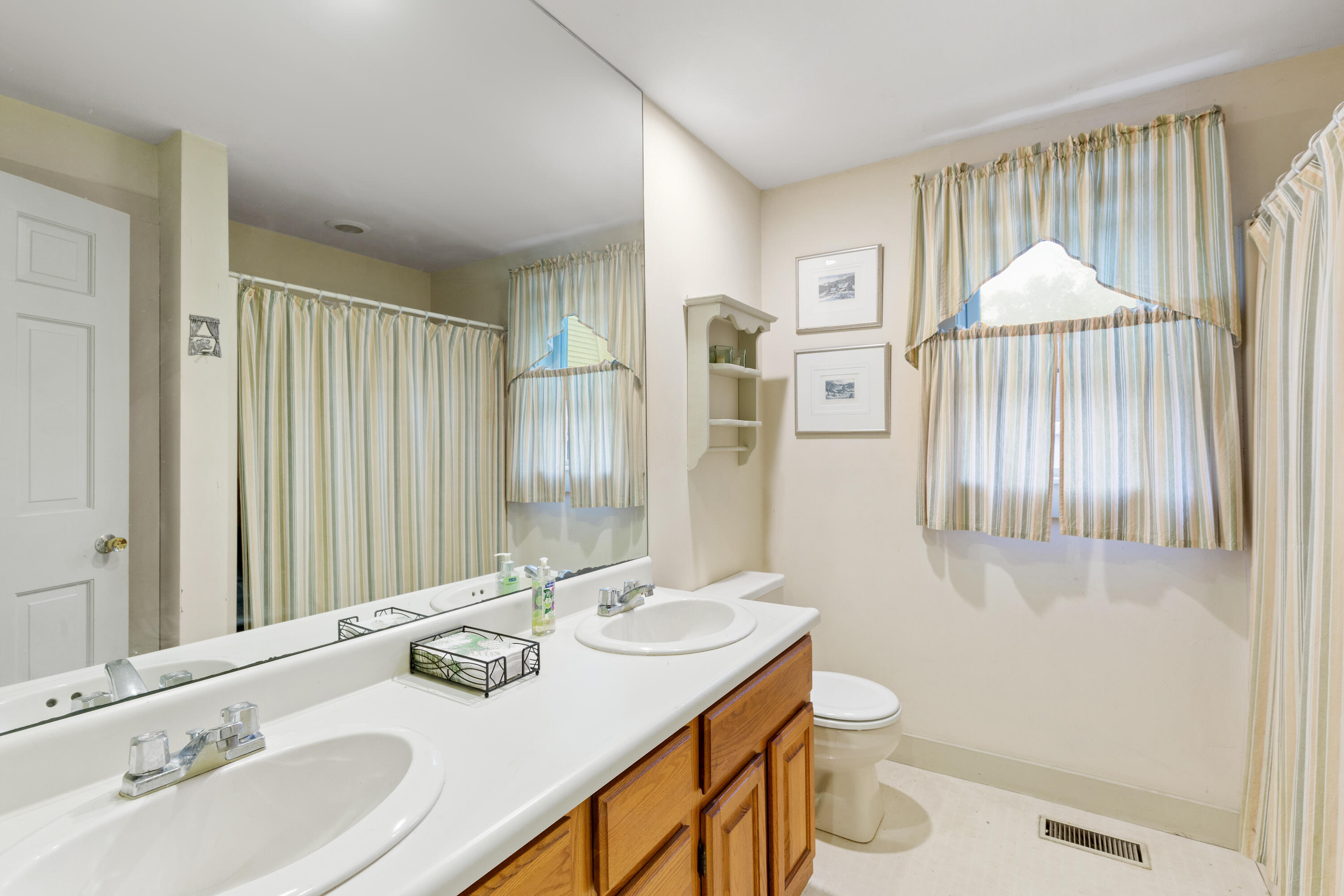 2544 Bristol Road New Harbor, ME 04554 - Photo 18 of 37 12-2544BristolRd-NewHarbor-KS