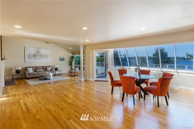 7216 North Mercer Way Mercer Island, WA 98040 - Photo 8 of 25
