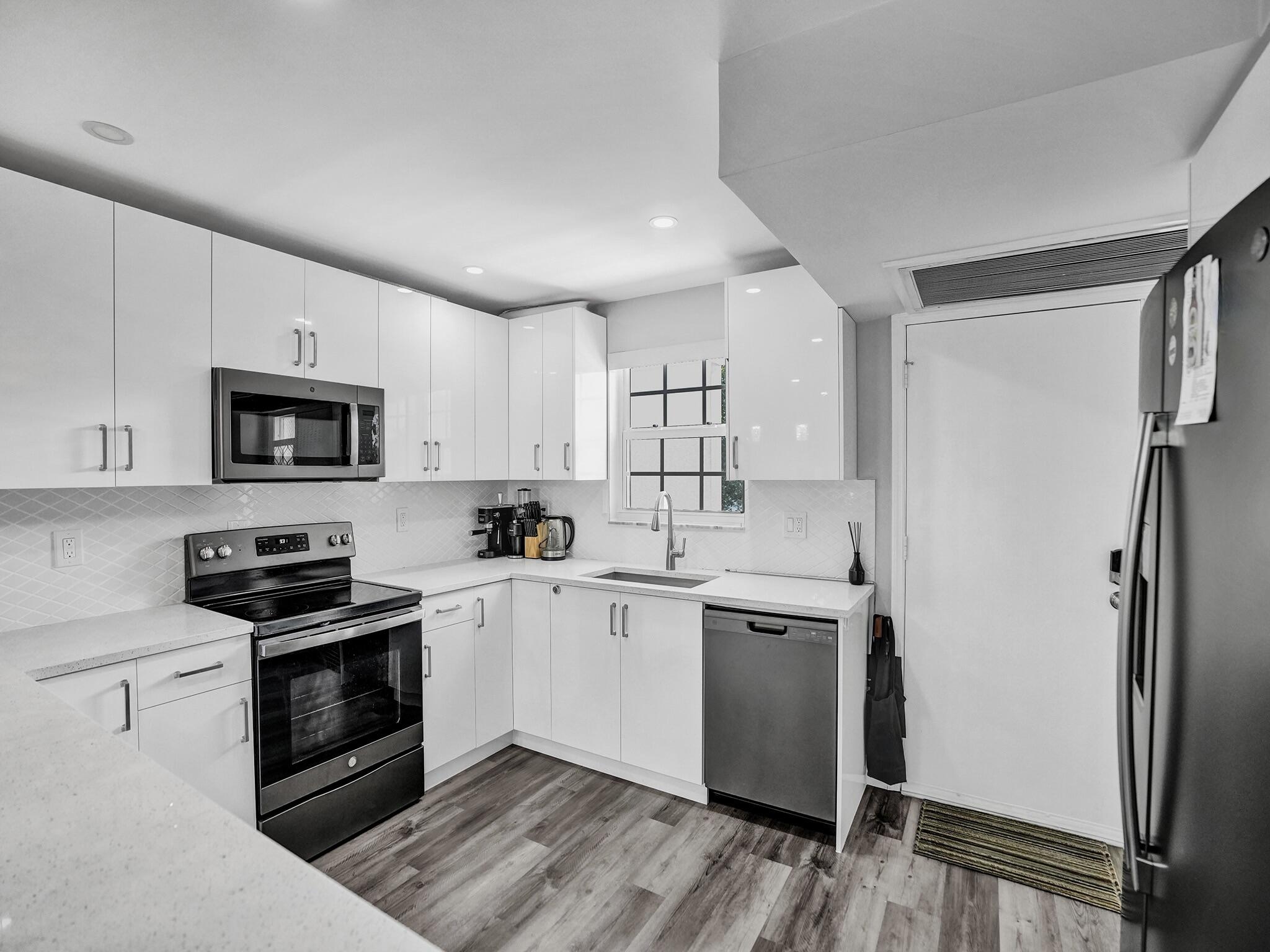 775 Jeffery Street, Unit 5204 Boca Raton, FL 33487 - Photo 13 of 67 DSC05994