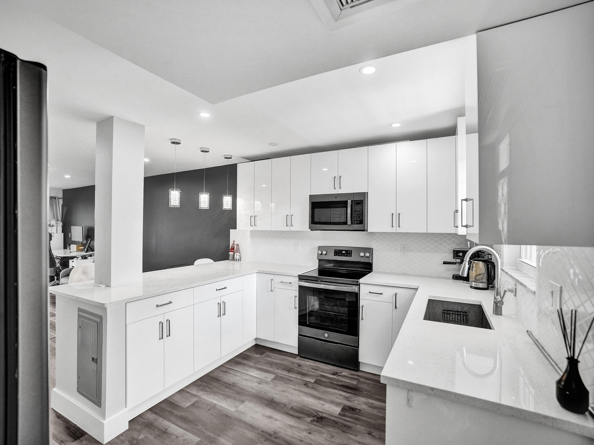 775 Jeffery Street, Unit 5204 Boca Raton, FL 33487 - Photo 10 of 67 DSC05982