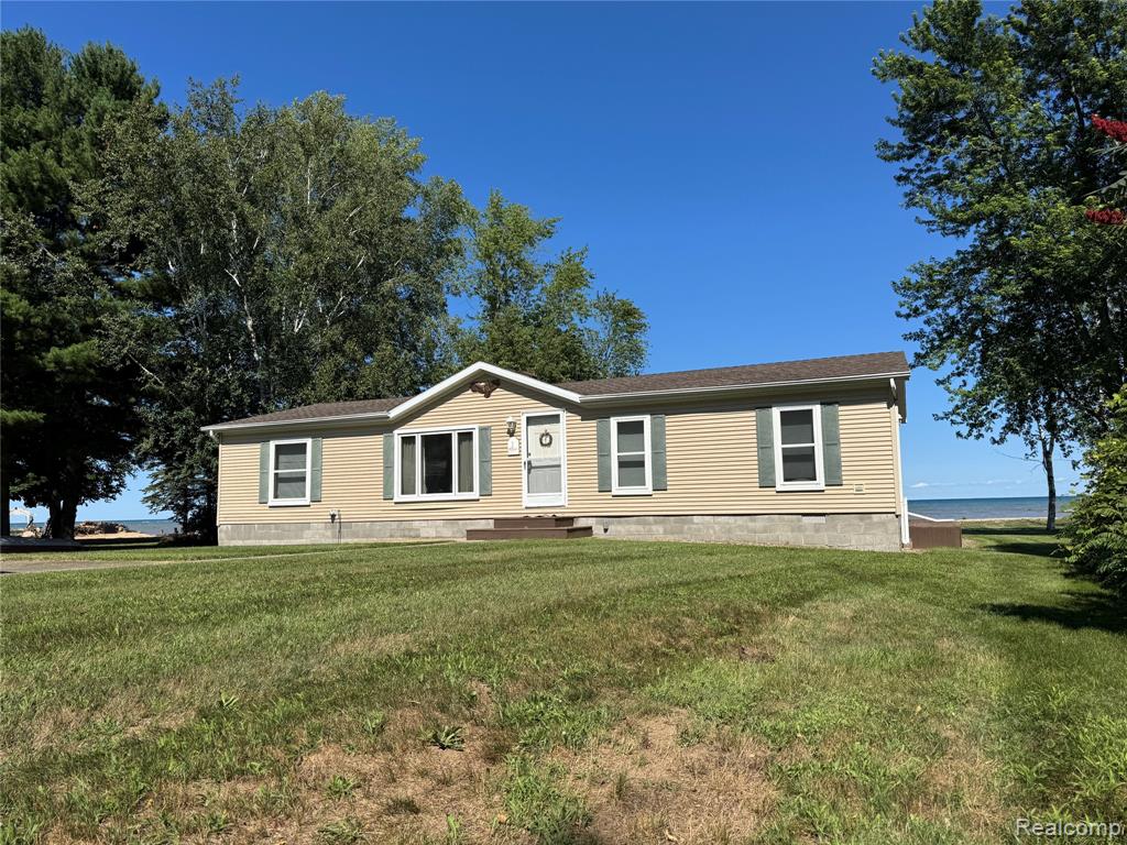 3867 South Lake Shore Road Harbor Beach, MI 48441 - Photo 18 of 23 Gallery Image 18