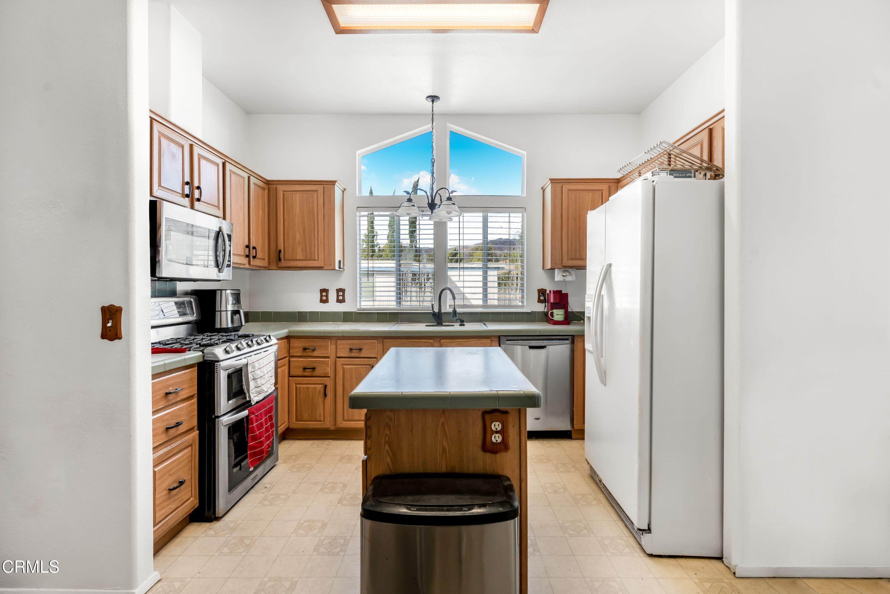 1550 Rory Lane, Unit 151 Simi Valley, CA 93063 - Photo 10 of 26 10